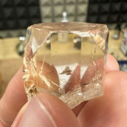 Topaz Rough – 153 ct · Natural · Light Champagne