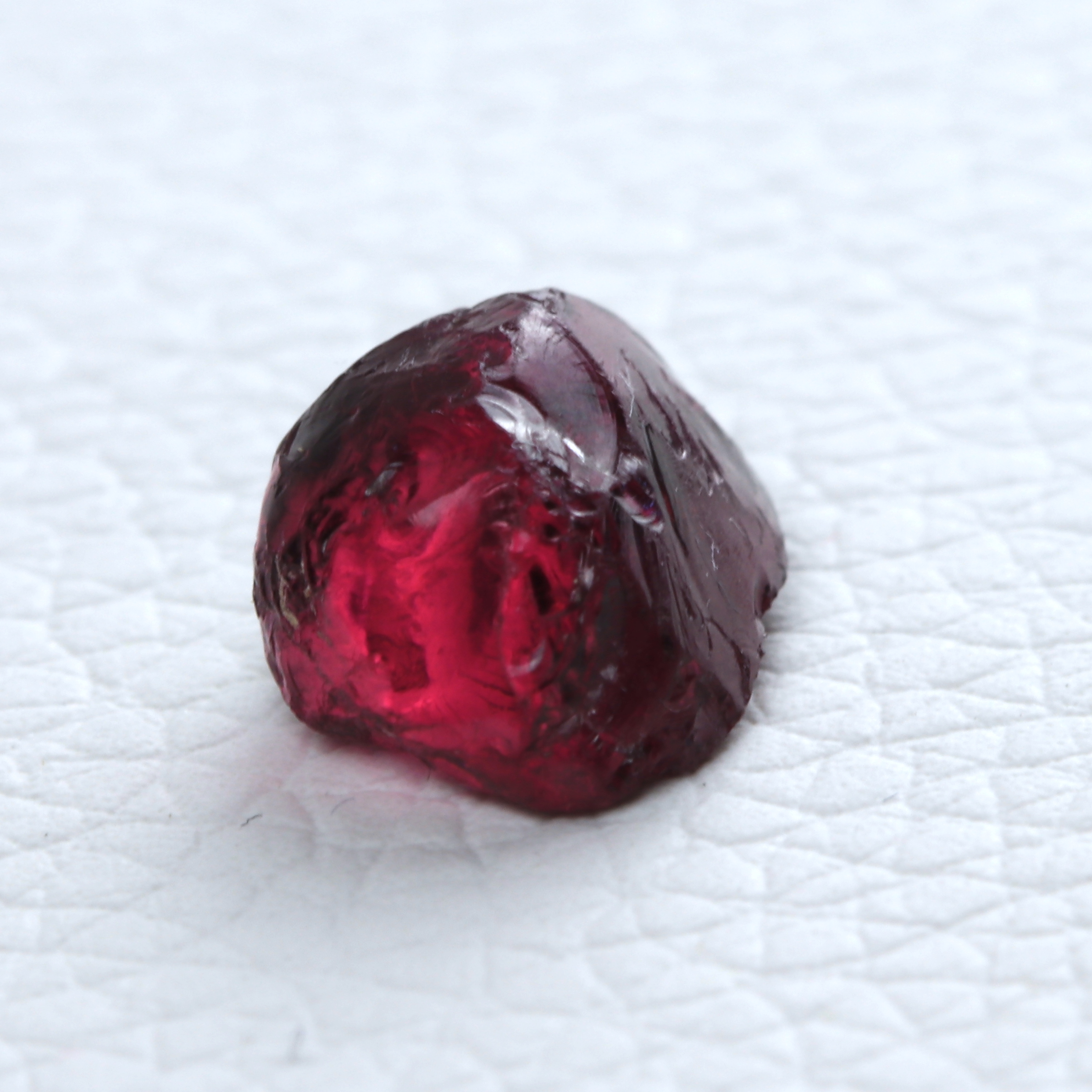 Rhodolite Garnet · Facet Rough · 6.2 ct · Untreated - Image 3