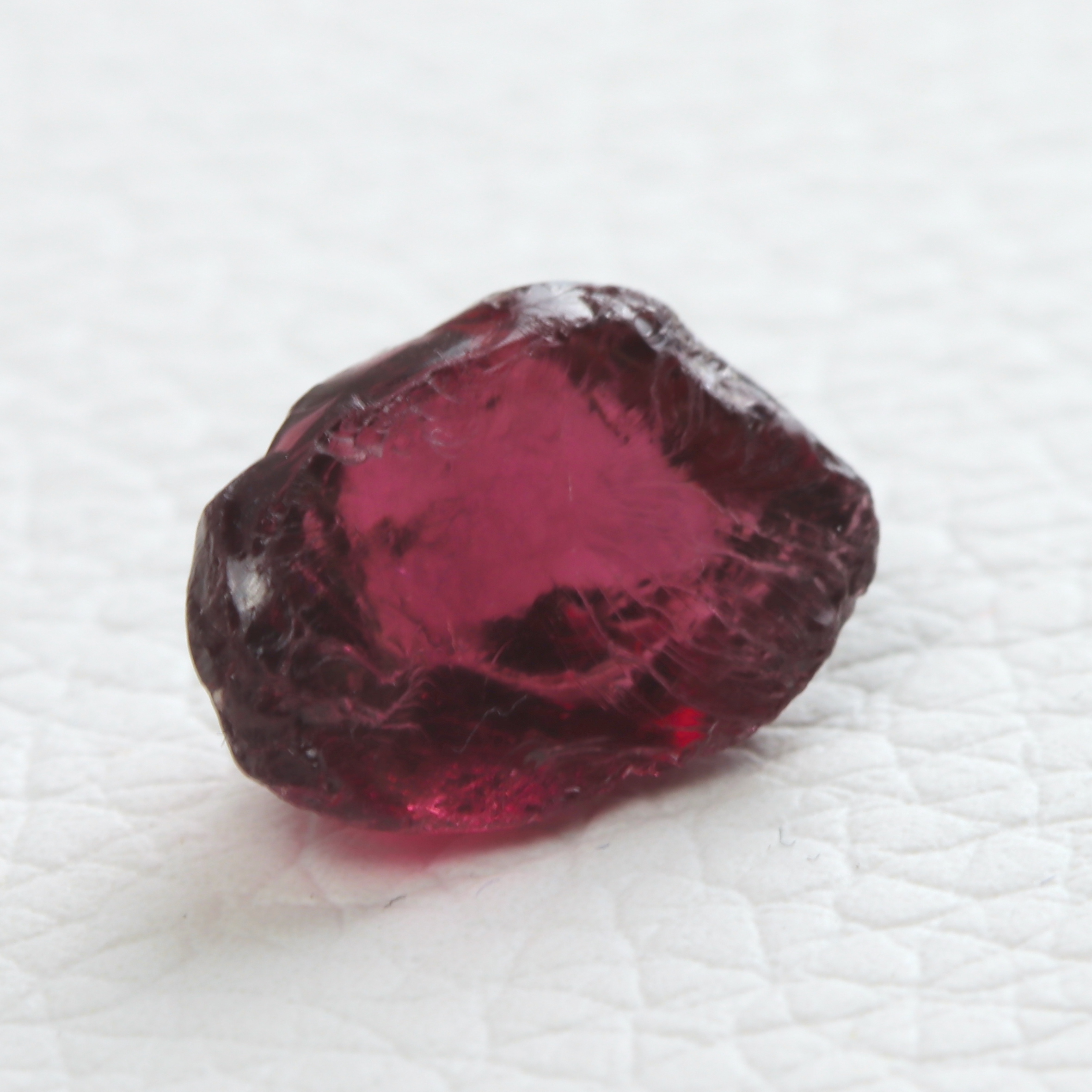 Rhodolite Garnet · Facet Rough · 6.2 ct · Untreated - Image 2