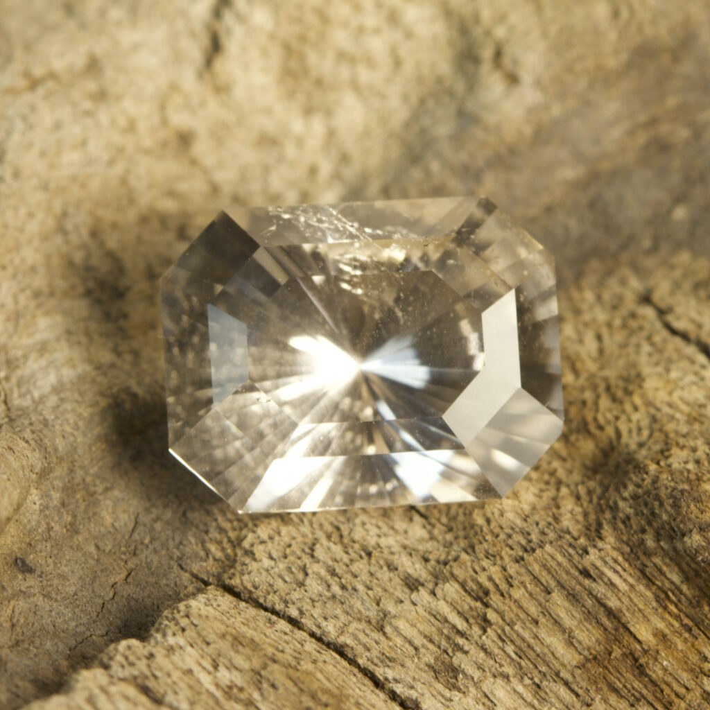 Radiant Emerald Colorless